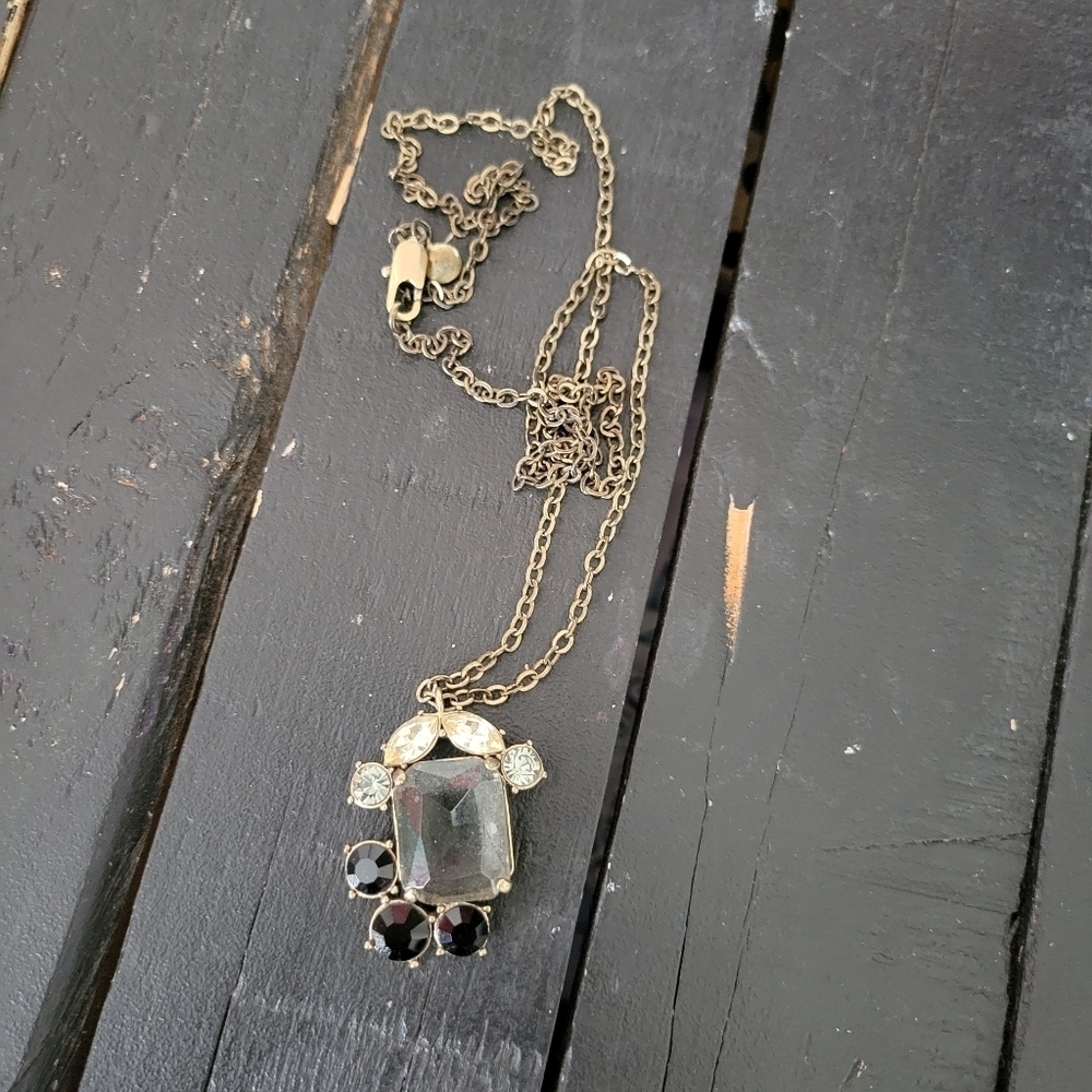 J.Crew Gold Chain Long Necklace Rhinestone Charm Pendant Black Clear - Picture 6 of 6